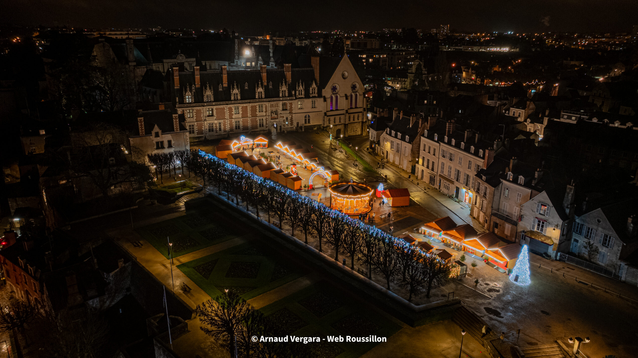 Vue aérienne avec drone de Blois Vue aérienne avec drone de Blois